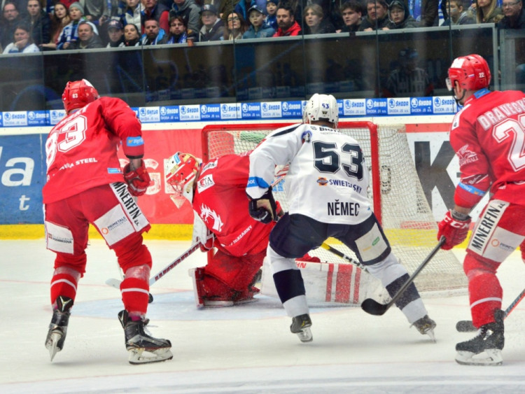 Plzeň porazila Třinec 3:1 a vynutila si sedmý zápas