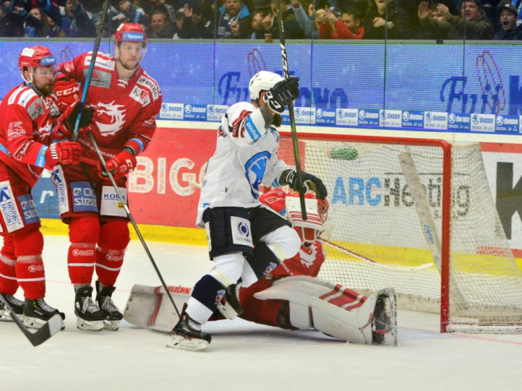 Plzeň porazila Třinec 3:1 a vynutila si sedmý zápas