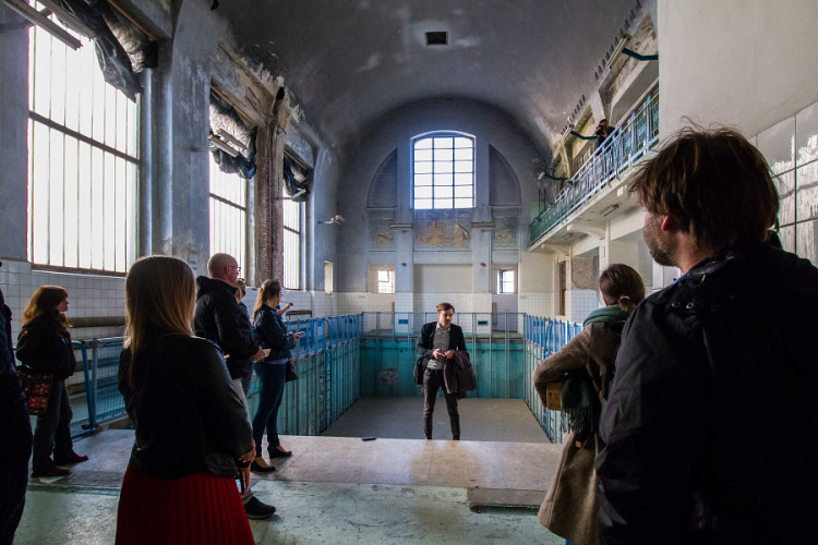 Nahlédněte do Jablečných lázní