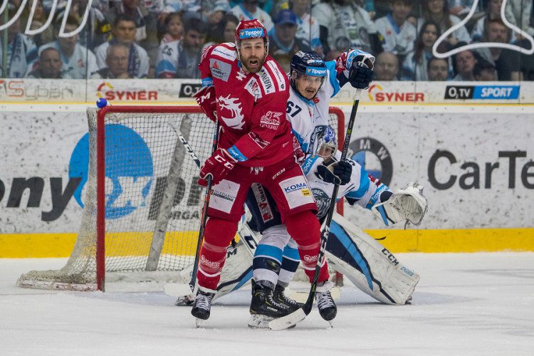 Tygři to dnes Ocelářům nandali a je vyrovnáno