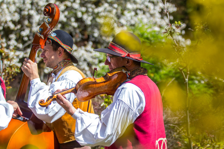 Na Bobově oslavili Velikonoce opravdu tradičně