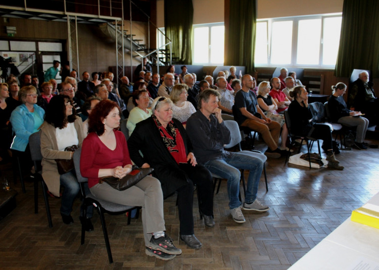 Setkání ohledně jaderného úložiště v Dolní Cerekvi