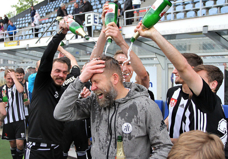 Dynamo porazilo Chrudim a slaví návrat do nejvyšší soutěže