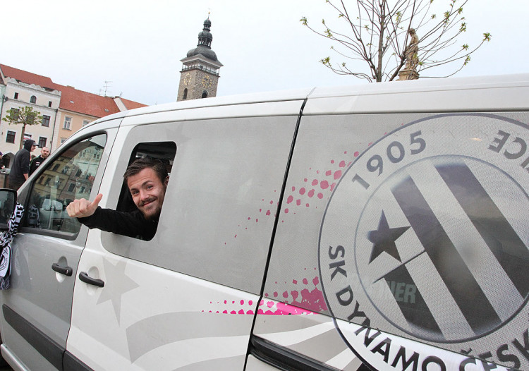 Dynamo porazilo Chrudim a slaví návrat do nejvyšší soutěže