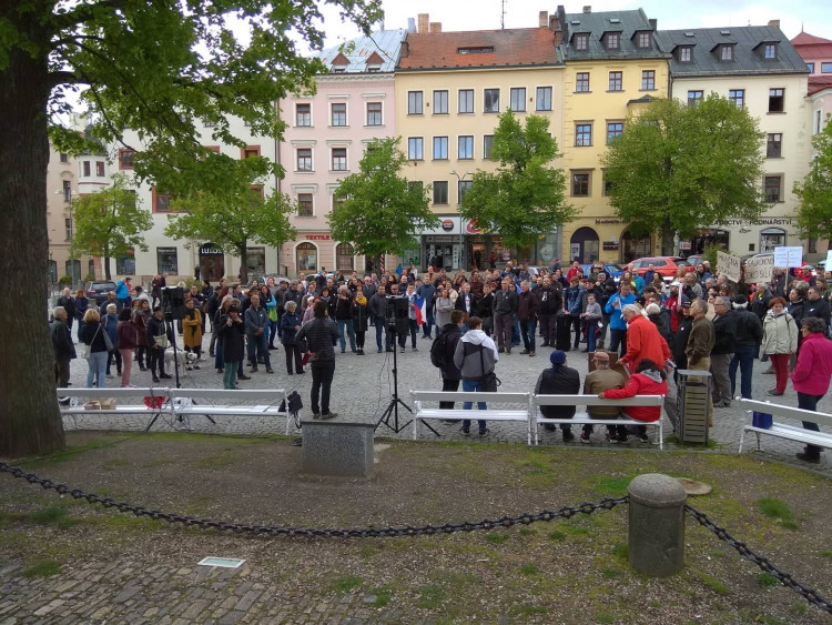 Demonstrace na jihlavském Masarykově náměstí - nezávislost justice