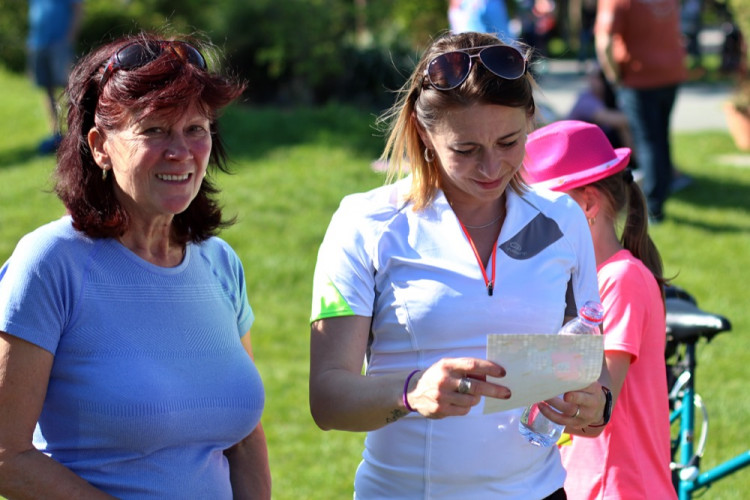 FOTOGALERIE: V parku se konal pátý ročník charitativní akce Jeden běh nestačí. Podívejte se na fotky!