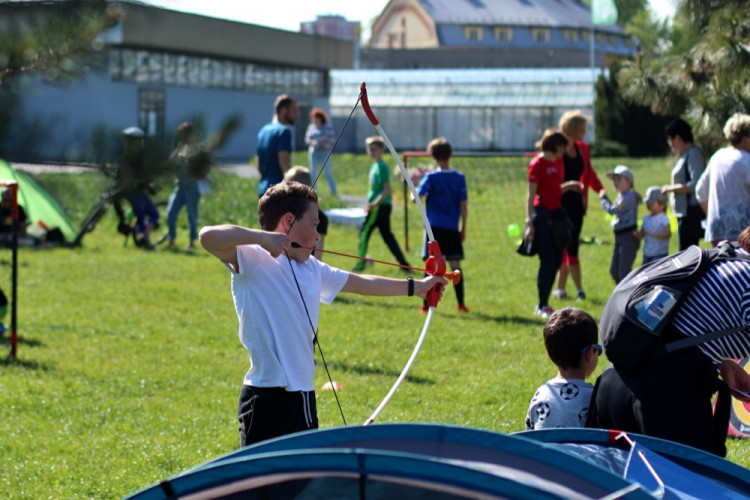FOTOGALERIE: V parku se konal pátý ročník charitativní akce Jeden běh nestačí. Podívejte se na fotky!