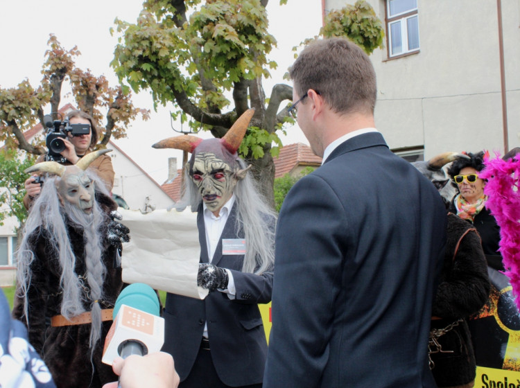 Ředitel SÚRAO v lokalitě Hrádek