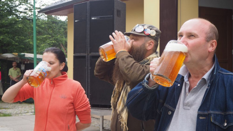 FOTOGALERIE: Jadrošův den byl ve znamení dobré muziky a pivních soutěží