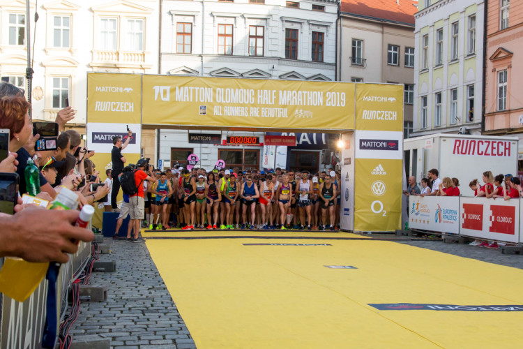 FOTOGALERIE: Podívejte se na fotky z desátého ročníku olomouckého půlmaratonu