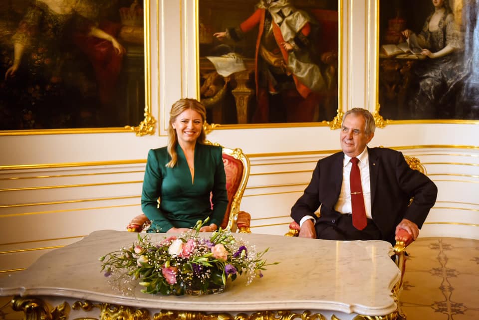 Čaputová v Praze jednala s politiky, uctila Havla i Štefánika