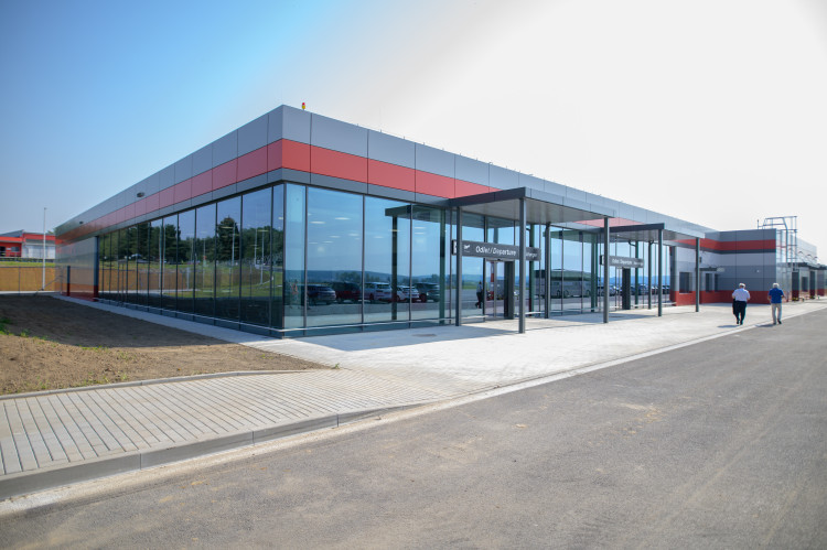 Slavnostní otevření terminálu na Letišti České Budějovice