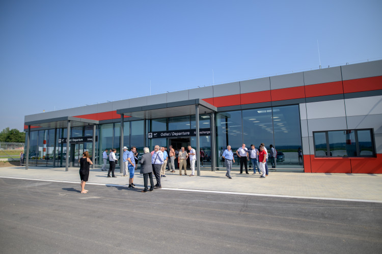 Slavnostní otevření terminálu na Letišti České Budějovice