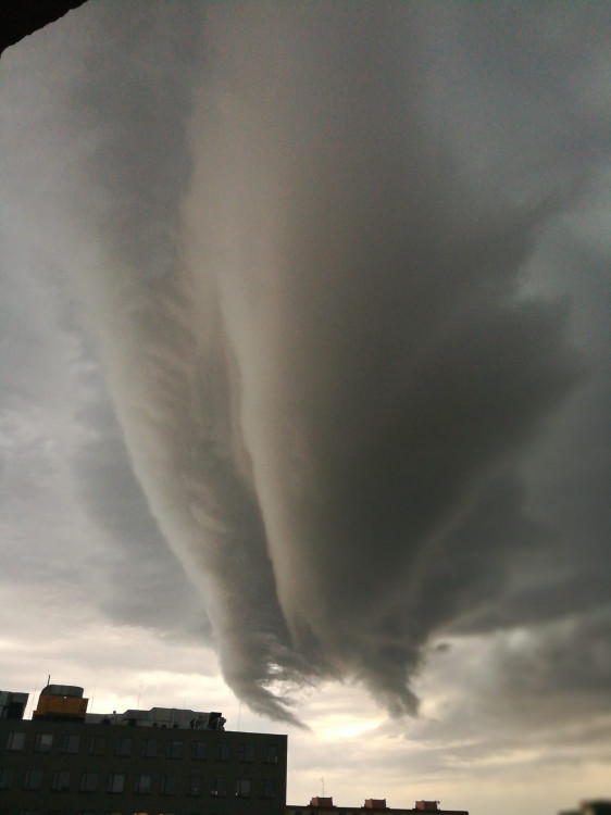 Bouřka vašima očima 1: Podívejte se na fotky, které poslali do redakce čtenáři