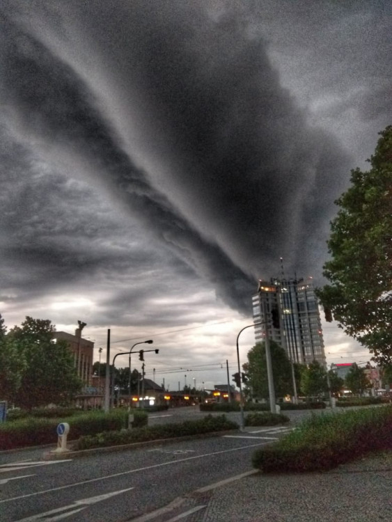 Bouřka vašima očima 1: Podívejte se na fotky, které poslali do redakce čtenáři