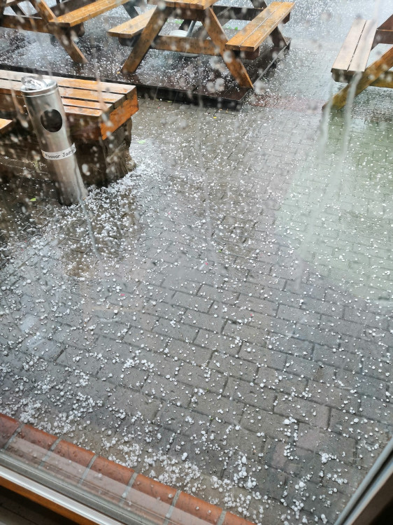 Bouřka vašima očima 1: Podívejte se na fotky, které poslali do redakce čtenáři