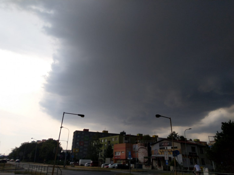 Bouřka vašima očima 1: Podívejte se na fotky, které poslali do redakce čtenáři