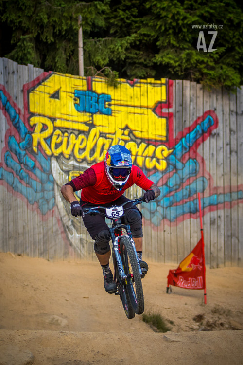 Kvalifikaci ovládl Slavík, podívejte se, jak to jezdcům frčelo