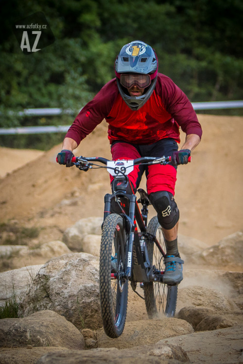 Kvalifikaci ovládl Slavík, podívejte se, jak to jezdcům frčelo