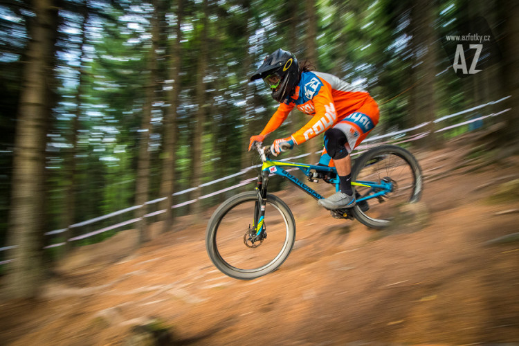 Kvalifikaci ovládl Slavík, podívejte se, jak to jezdcům frčelo