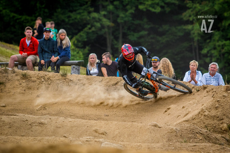 Kvalifikaci ovládl Slavík, podívejte se, jak to jezdcům frčelo