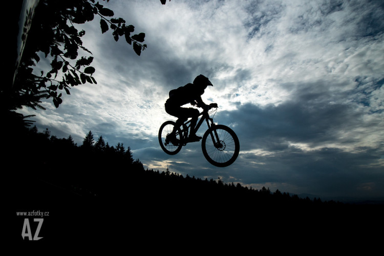 Kvalifikaci ovládl Slavík, podívejte se, jak to jezdcům frčelo