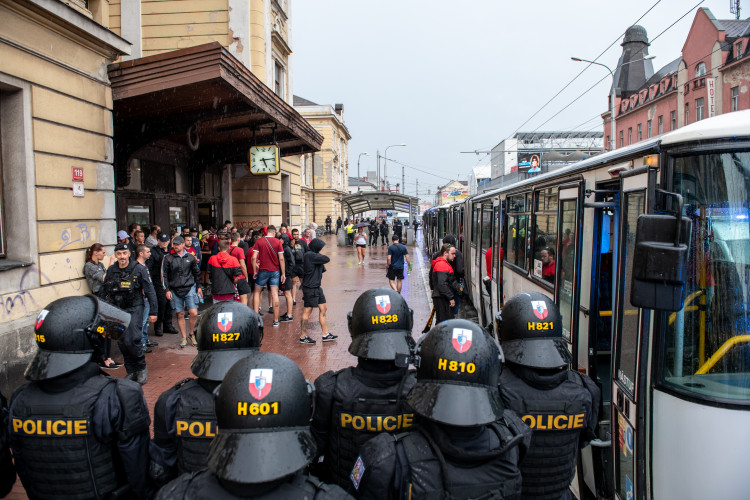 Sparťanští fanoušci dorazili do Budějc