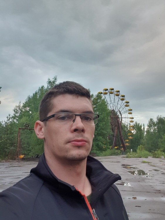 Letní soutěž o plecháček. Hlasujte!