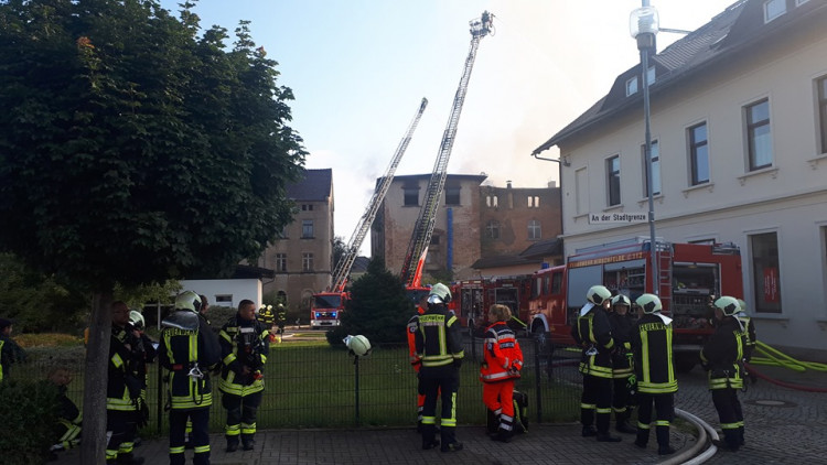 V Žitavě hořel dům