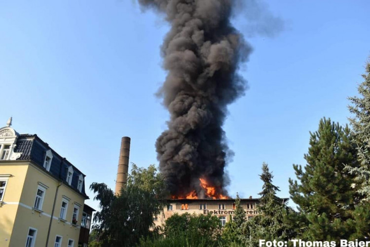 V Žitavě hořel dům