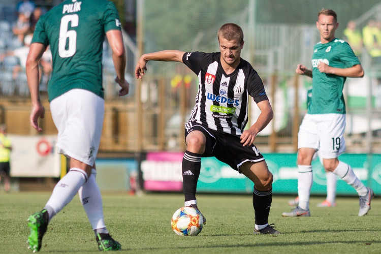 Čolič vystřelil Dynamu remízu s Jabloncem. Jihočeši na domácí vítězství stále čekají