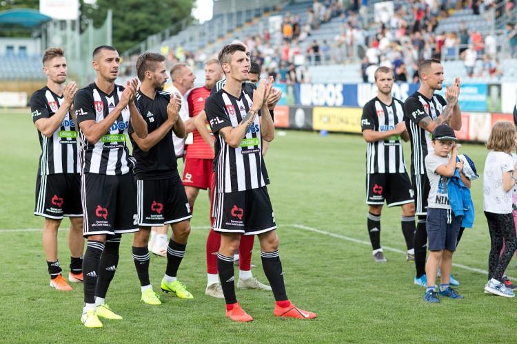 Čolič vystřelil Dynamu remízu s Jabloncem. Jihočeši na domácí vítězství stále čekají