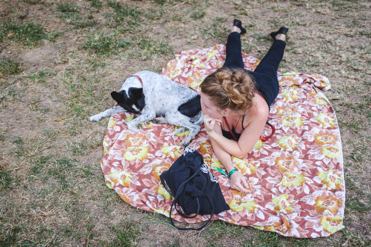 Dva dny života pod topolovým hájkem