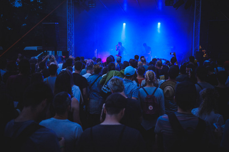 Dva dny života pod topolovým hájkem