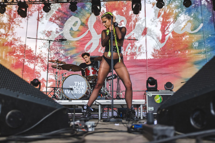 Dva dny života pod topolovým hájkem