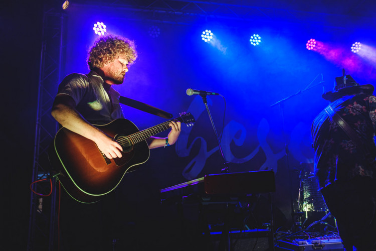 Dva dny života pod topolovým hájkem