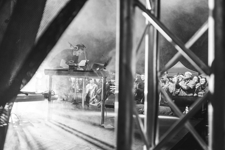 Dva dny života pod topolovým hájkem