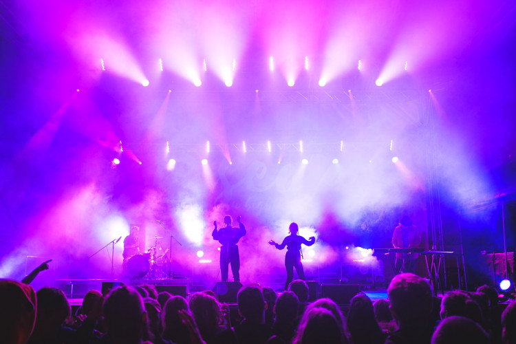 Dva dny života pod topolovým hájkem