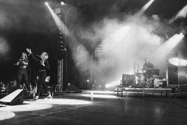 Dva dny života pod topolovým hájkem