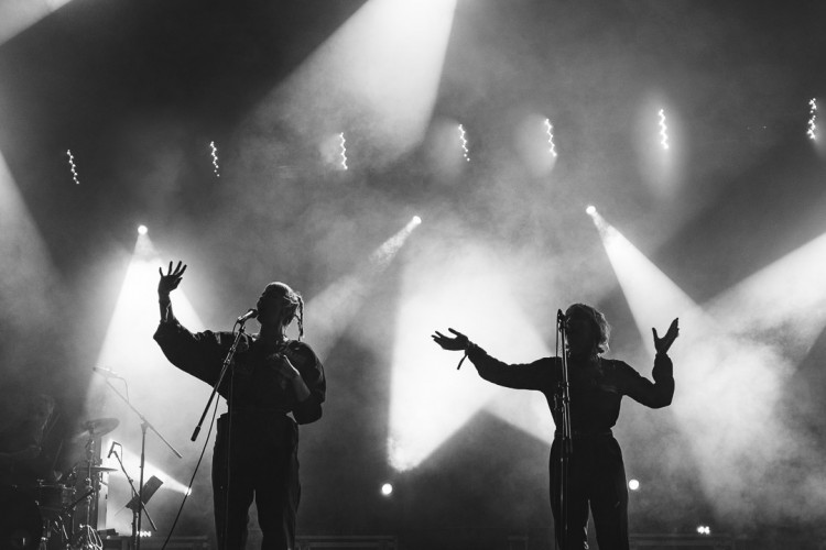 Dva dny života pod topolovým hájkem