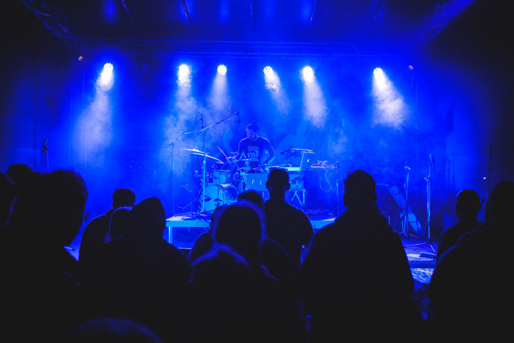 Dva dny života pod topolovým hájkem