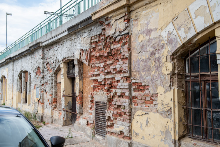 Budova vlakového nádraží se bude rekonstruovat