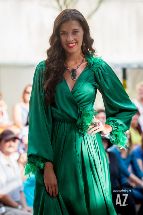 Křehké krásky představují i odvážné modely