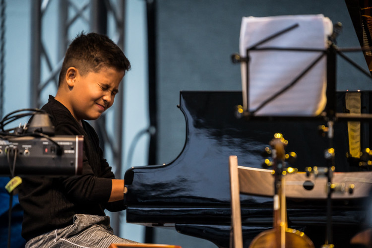 Na Piaristickém náměstí proběhl devátý ročník jihočeského jazzového festivalu