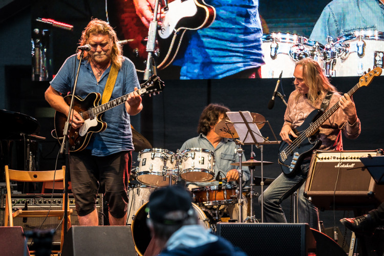 Na Piaristickém náměstí proběhl devátý ročník jihočeského jazzového festivalu