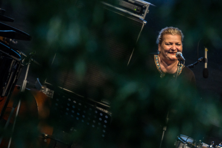 Na Piaristickém náměstí proběhl devátý ročník jihočeského jazzového festivalu