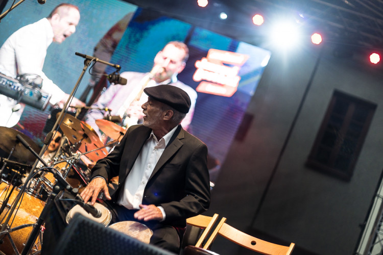 Na Piaristickém náměstí proběhl devátý ročník jihočeského jazzového festivalu