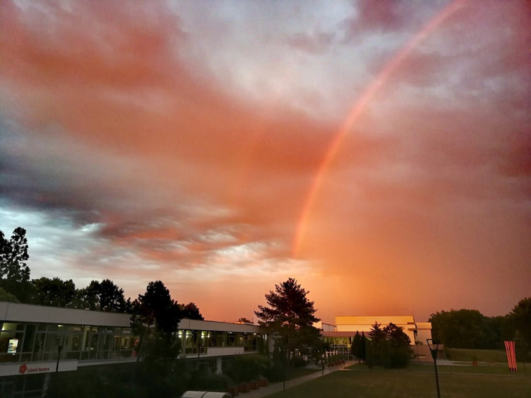 FOTO: Nebeská show nad jihem Čech. Duhu jste zachytili na mnoha místech