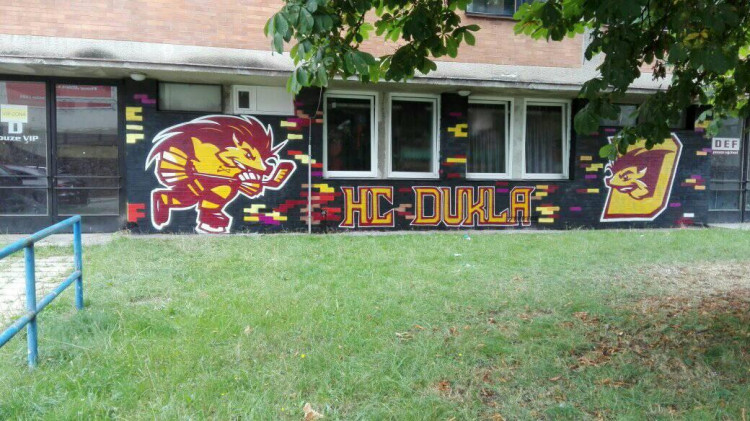 Nová výzdoba Horáckého zimního stadionu