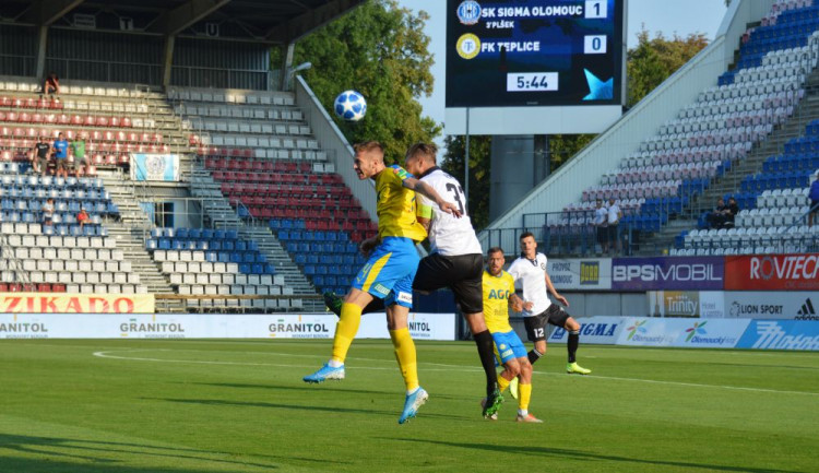 FOTOGALERIE: Olomouc porazila v retrodresech oslabené Teplice 2:0 a slaví třetí ligovou výhru